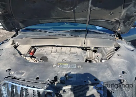 2015 Buick Enclave Premium z USA, uszkodzony, nr VIN 5GAKVCKD0FJ305174